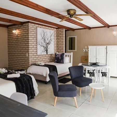 Greenfields Guesthouse & Restaurant Alberton Extérieur photo